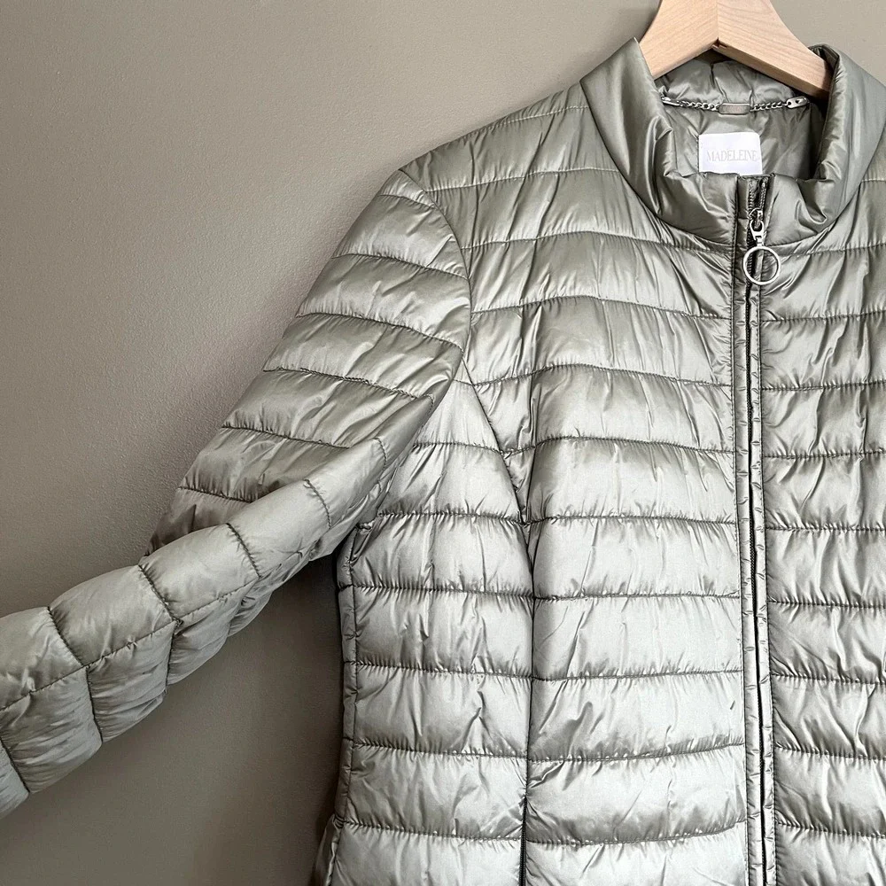 NWOT Madeleine Quilted Jacket Sage‎ Green Size 16 Puffer Full Zip Ruffle Back
